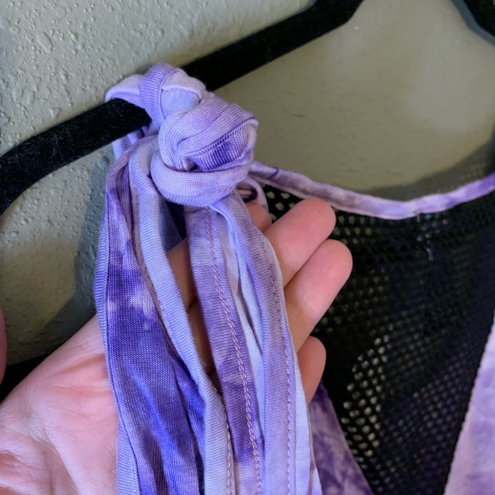 Glitter Skull Top - Picture 6 of 11